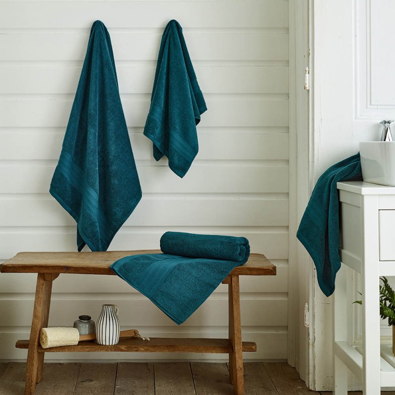 Deyongs Northmoor Hand Towel Lagoon Lifestyle