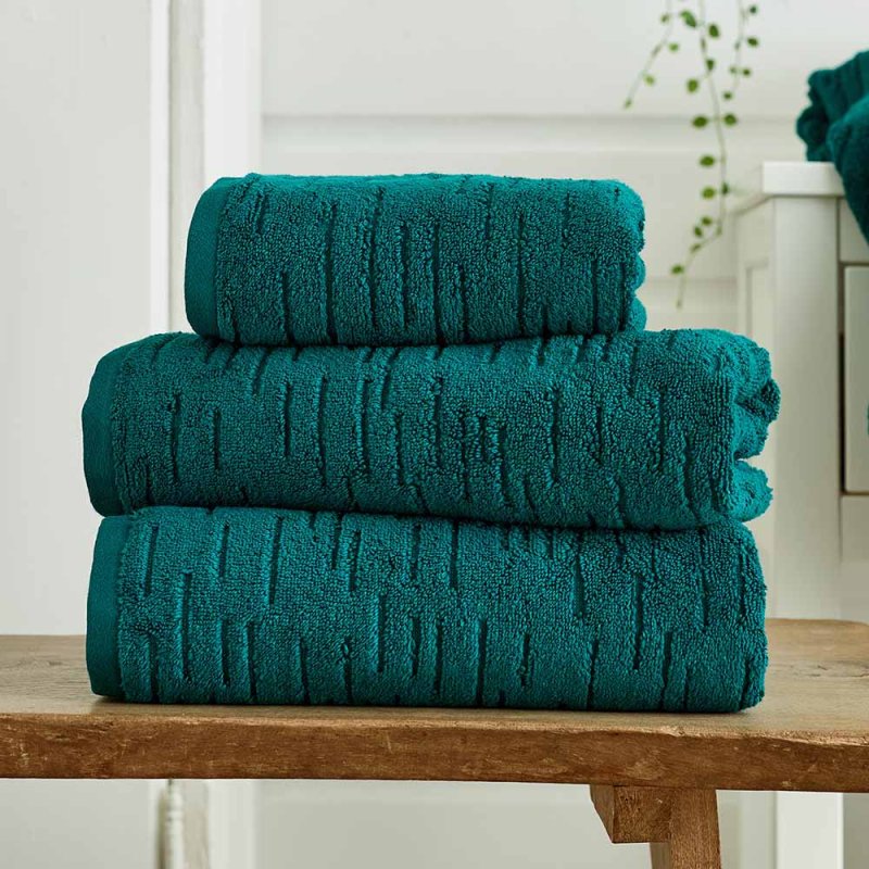 The Lyndon Company Wentworth Bath Sheet Everglade Lifestyle