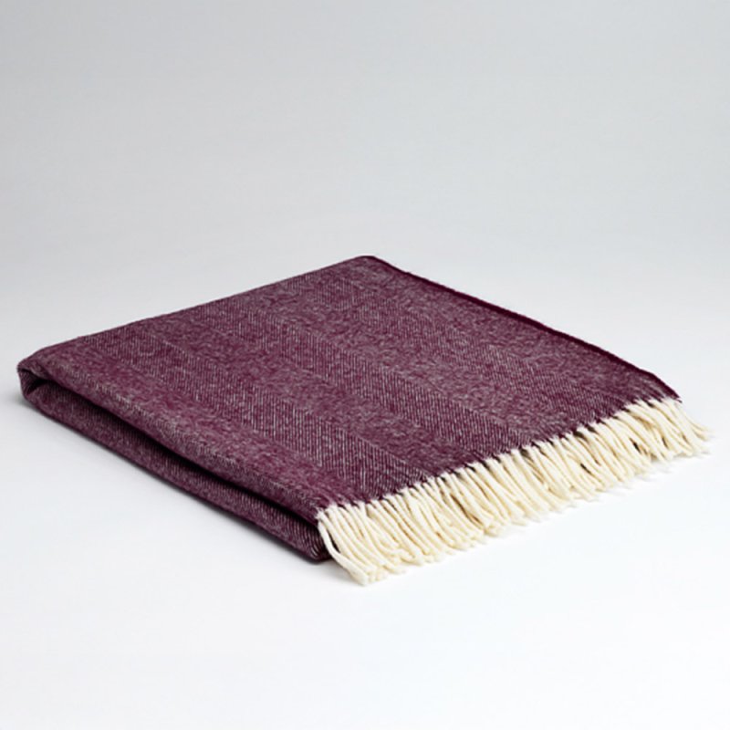 McNutt Supersoft Bugundy Herringbone Throw 145cm x 200cm Red