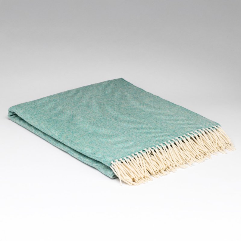 McNutt Supersoft Spearmint Herringbone Throw 145cm x 200cm Blue