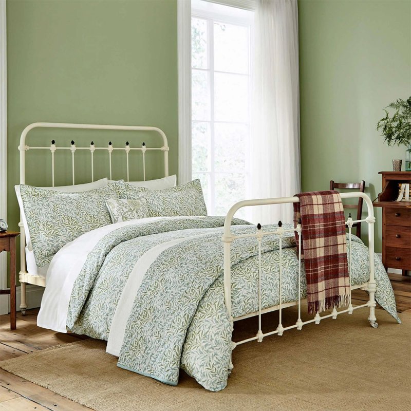 Morris & Co Willow Boughs Reversible Super King Duvet Cover Set Sage