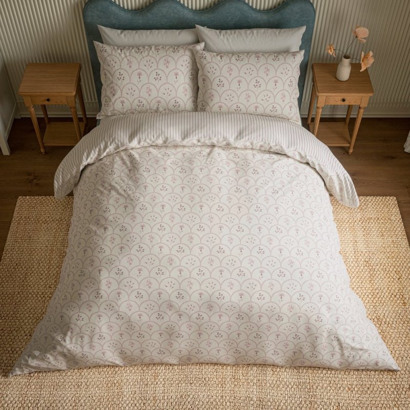 Sanderson Summer Scallop Reversible King Duvet Cover Set Lavender Overhead