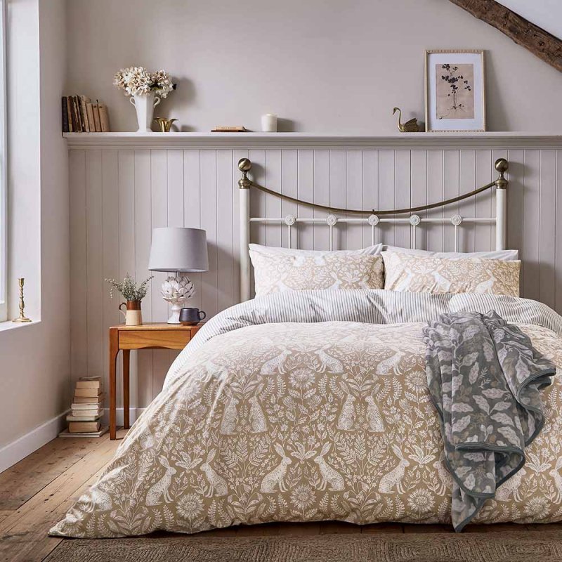 Helena Springfield Harvest Moon Hares Reversible King Duvet Cover Set Linen Main