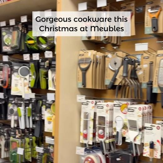 Cookware at Meubles has you covered this Christmas! 🎄 Whether you’re finishing off your festive...