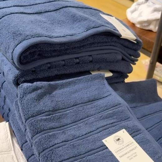 Elevate your everyday with luxe towel upgrades this winter! 🛁 Shop top collections and brands at 5...